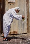 Every step this elderly man takes to the masjid is full of agony, yet the pain is relieved through the cure of love to stand infront of Allah.